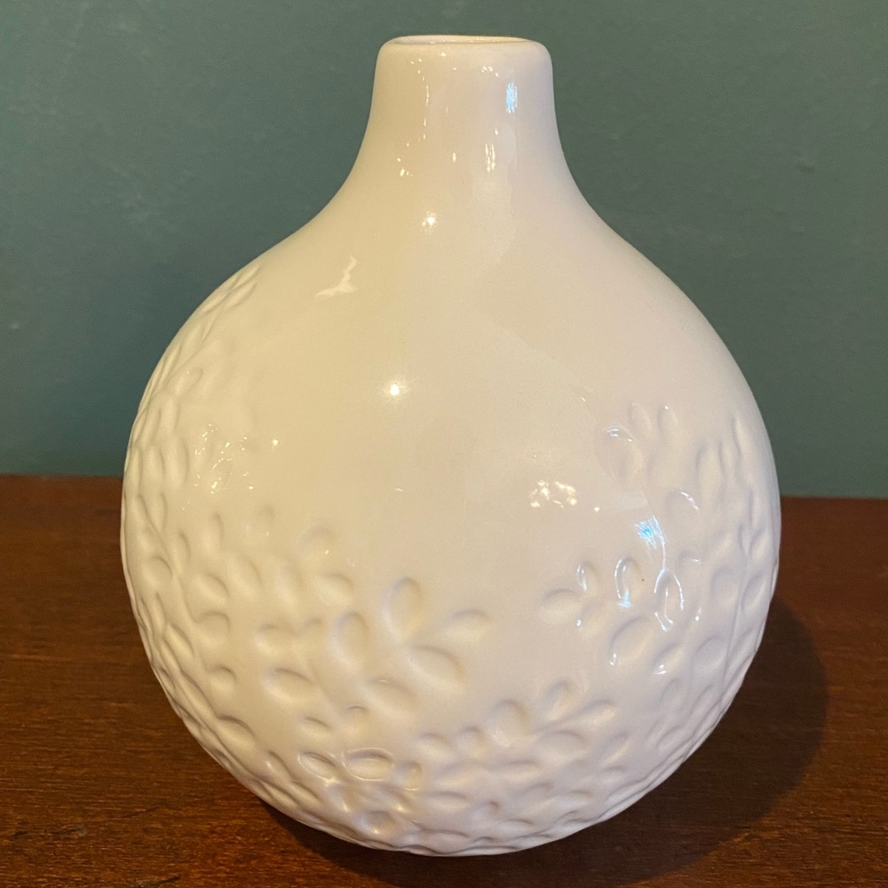 Crate & Barrel White Lucy Embossed Vase